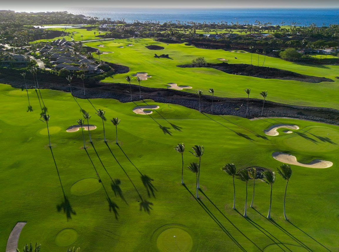 Our Wikiwiki Course is a playful, nine-hole par 3 walking course made for quick rounds. Take in the stunning views and the natural beauty of Mauna Lani while enjoying a round that’s perfect for families, beginners, or anyone looking for a fun escape on the course.

#MaunaLani