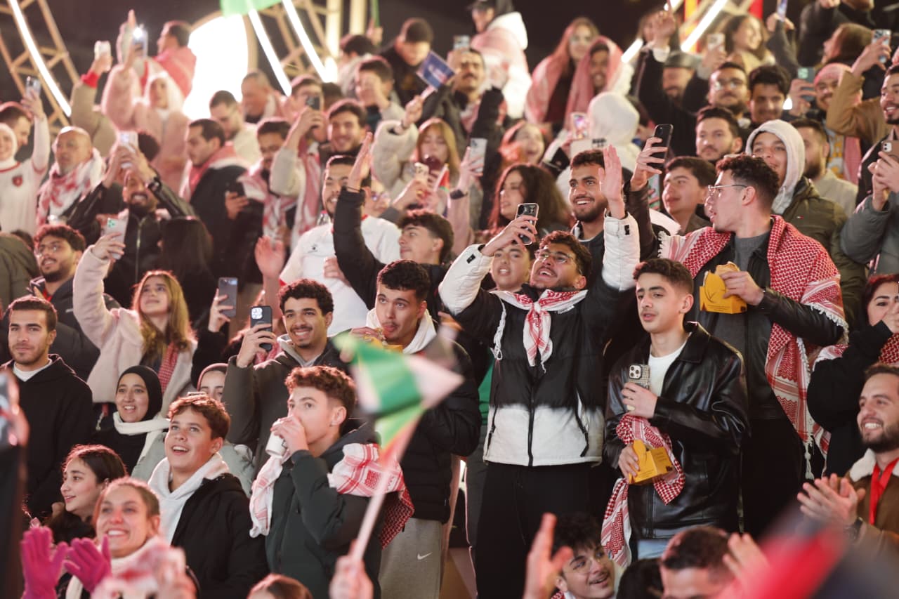 بترا ترصد حضور الجماهير الأردنية لمؤازرة منتخب النشامى في مباراته النهائية أمام نظيره المغربي في منافسات كأس العرب 2025 #بترا 