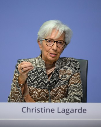 RWAwatchlist_'s tweet image. 🚨 BREAKING: European Central Bank just called for urgent digital euro regulation

they want the legal framework done NOW so they can launch Europe's CBDC

the race to launch digital currencies is accelerating