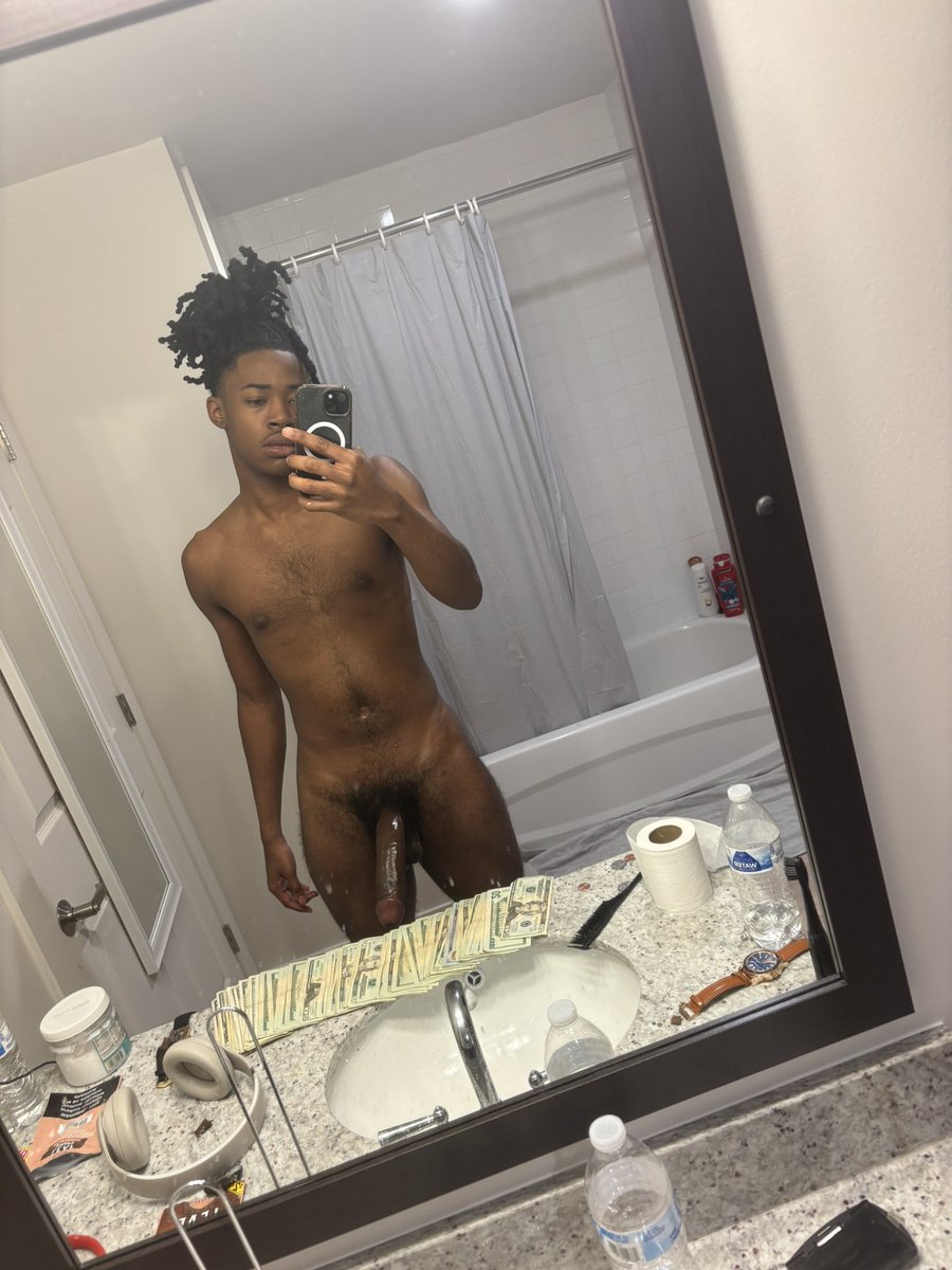 SlangMannn tweet media