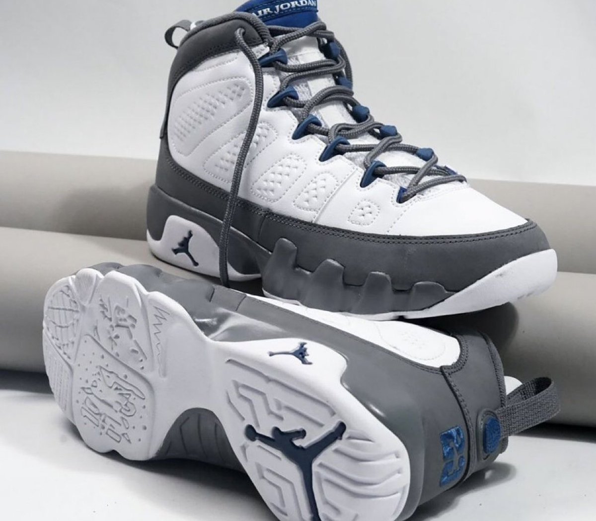 SaycheeseDGTL's tweet image. The Flint Grey Air Jordan 9’s release January 24th, 2026 for $210!

These haven’t released since 2002