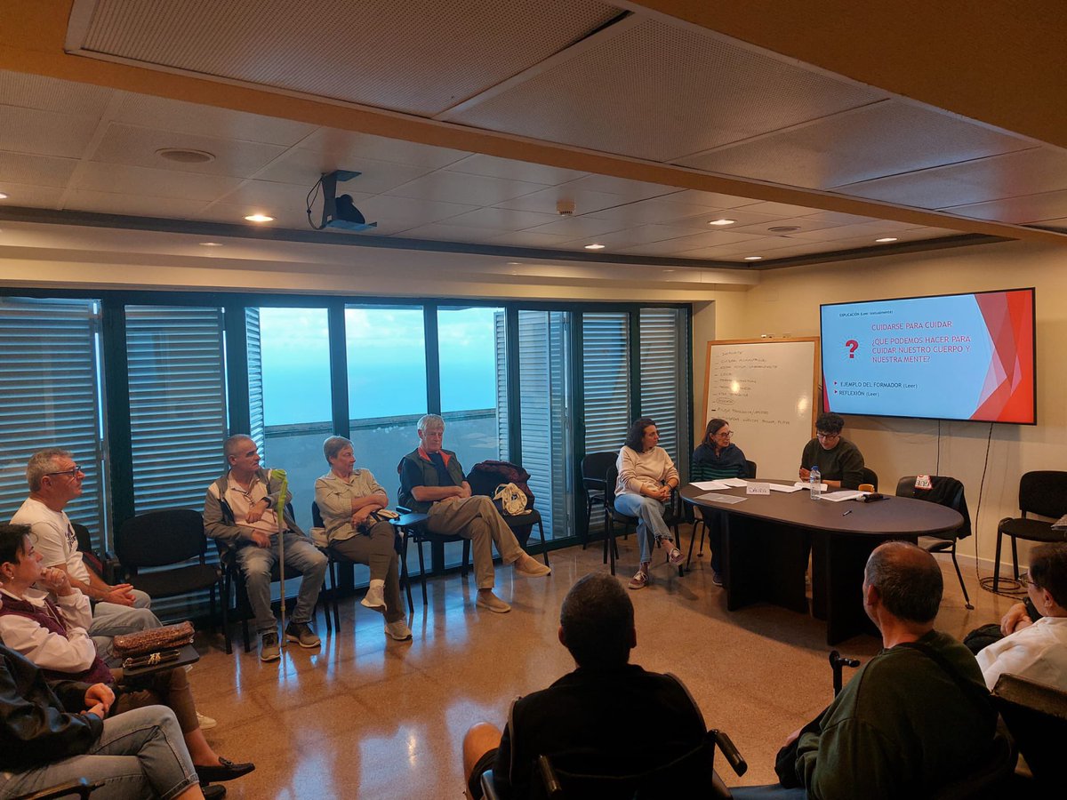 Escuela de Pacientes de Canarias tweet media