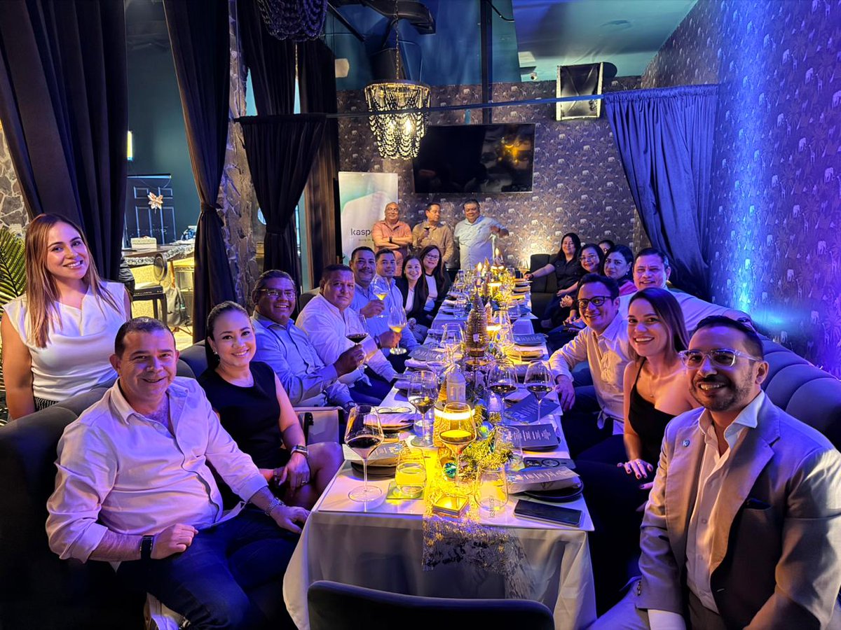 💚 Kaspersky compartió una noche especial de cierre de año junto a sus socios y distribuidores en Nicaragua. Un espacio para agradecer la confianza, celebrar los logros alcanzados y seguir fortaleciendo las alianzas que nos permiten llevar soluciones de ciberseguridad a más