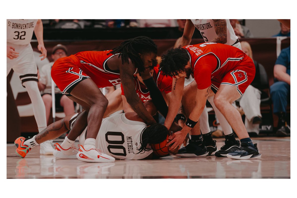 Lohan Mastrian tweet media