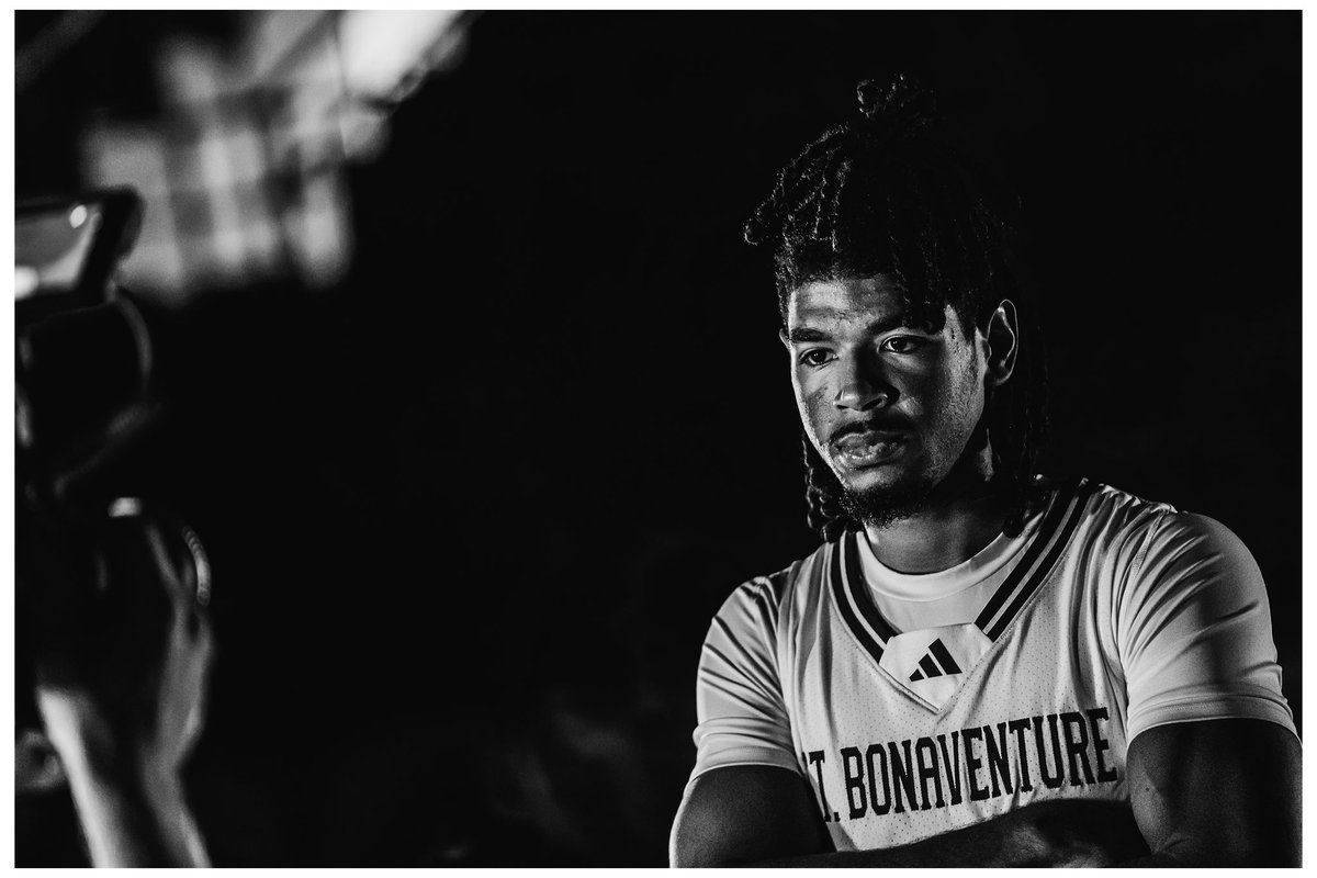 Lohan Mastrian tweet media