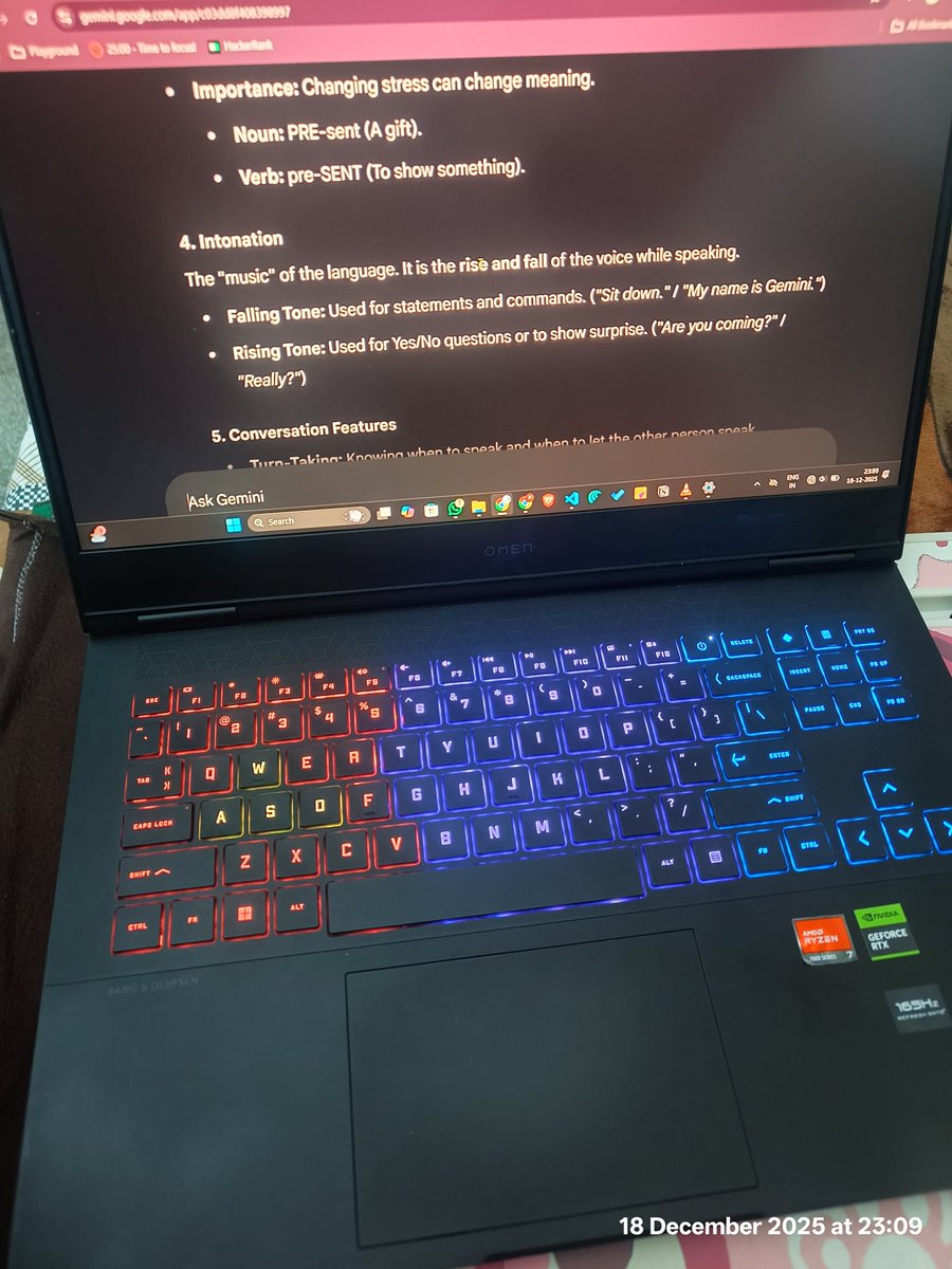 growing_phool's tweet image. #Day 75 of #90dayscodingchallenge 

- came late from work, couldn't go to the gym.

- studied for tomorrow's exam, second last paper tomorrow.

Signing off. Good night everyone.
15 days to go.

#WinterArc #buildinpublic