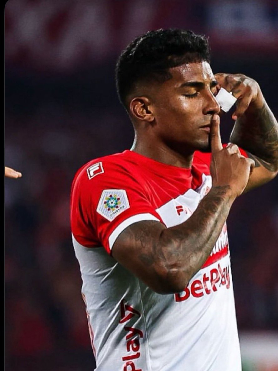 Muy buen jugador Santiago Mosquera, ojalá la adaptación sea rápida para el, realmente un muy buen trabajo del Dpto Futbol para cerrarlo rápido!

Extremó zurdo, pero puede jugar por ambas bandas, pedido del Prof Jorge Bava.

🔵🔴💪🏻🇵🇾👏🏻👏🏻👏🏻👏🏻