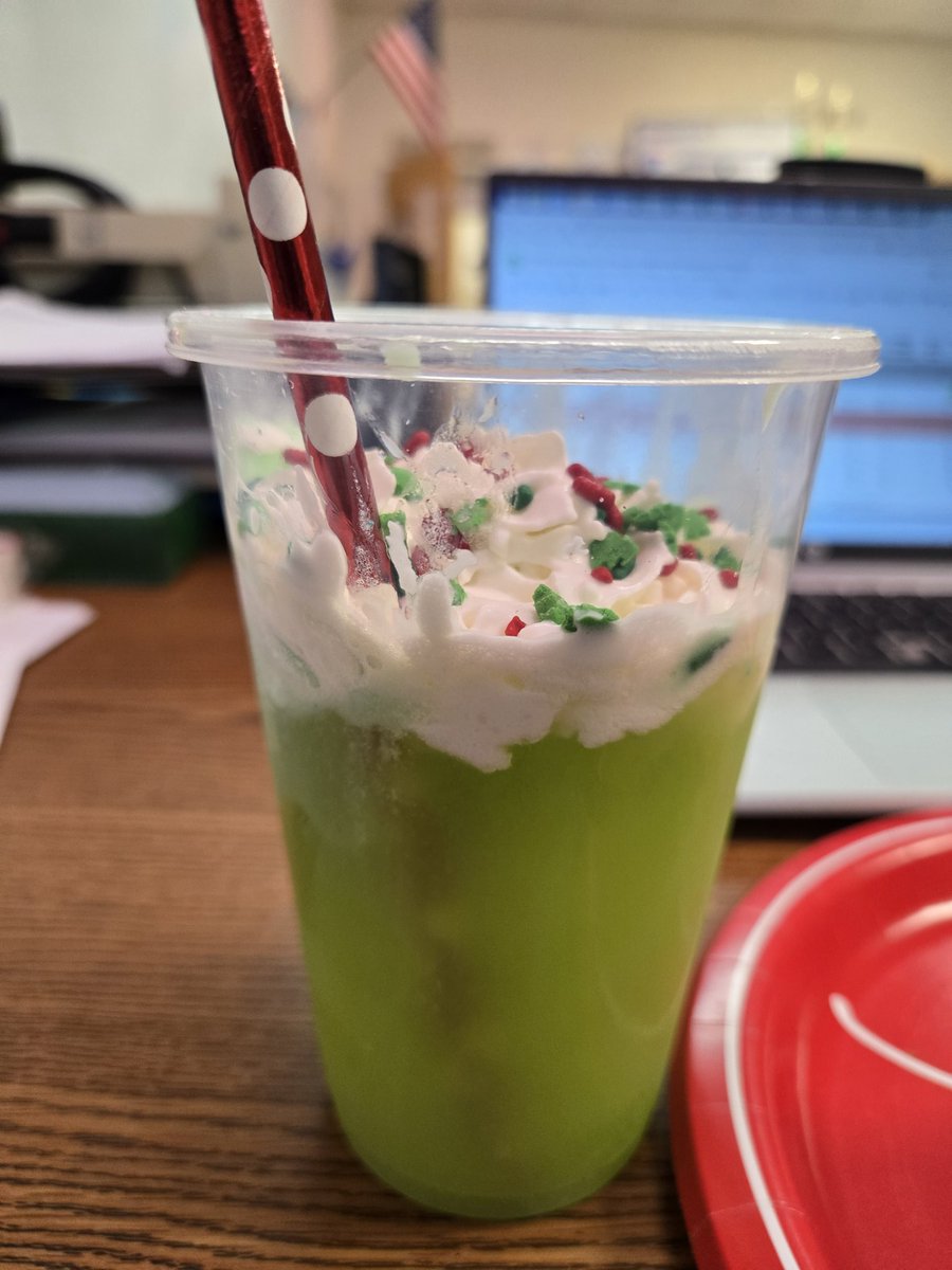 historynerdtchr's tweet image. We're getting spoiled at @RCE_HCS!  #WeareRACERS #UnlockPotential #RCE2025CHRISTMAS