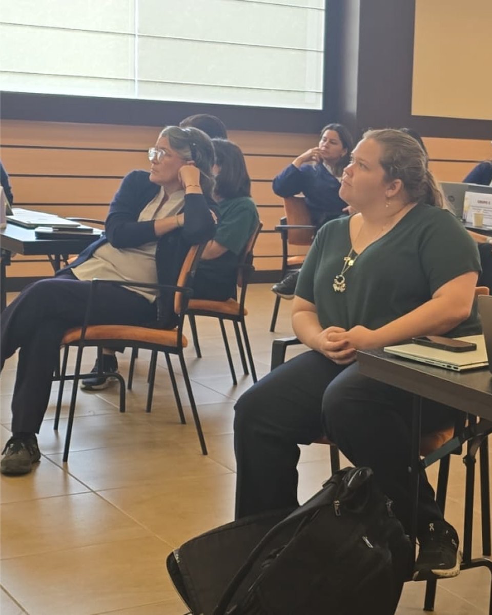 CODEFE's tweet image. 🚀El workshop “Redesigning Value Proposition for Global Excellence” junto al Colegio DELTA, replanteando cómo una propuesta de valor sólida impulsa resultados reales con el Modelo EFQM.

¿Tu colegio ya está preparado para competir a nivel global?

📲 bit.ly/3avIs7L