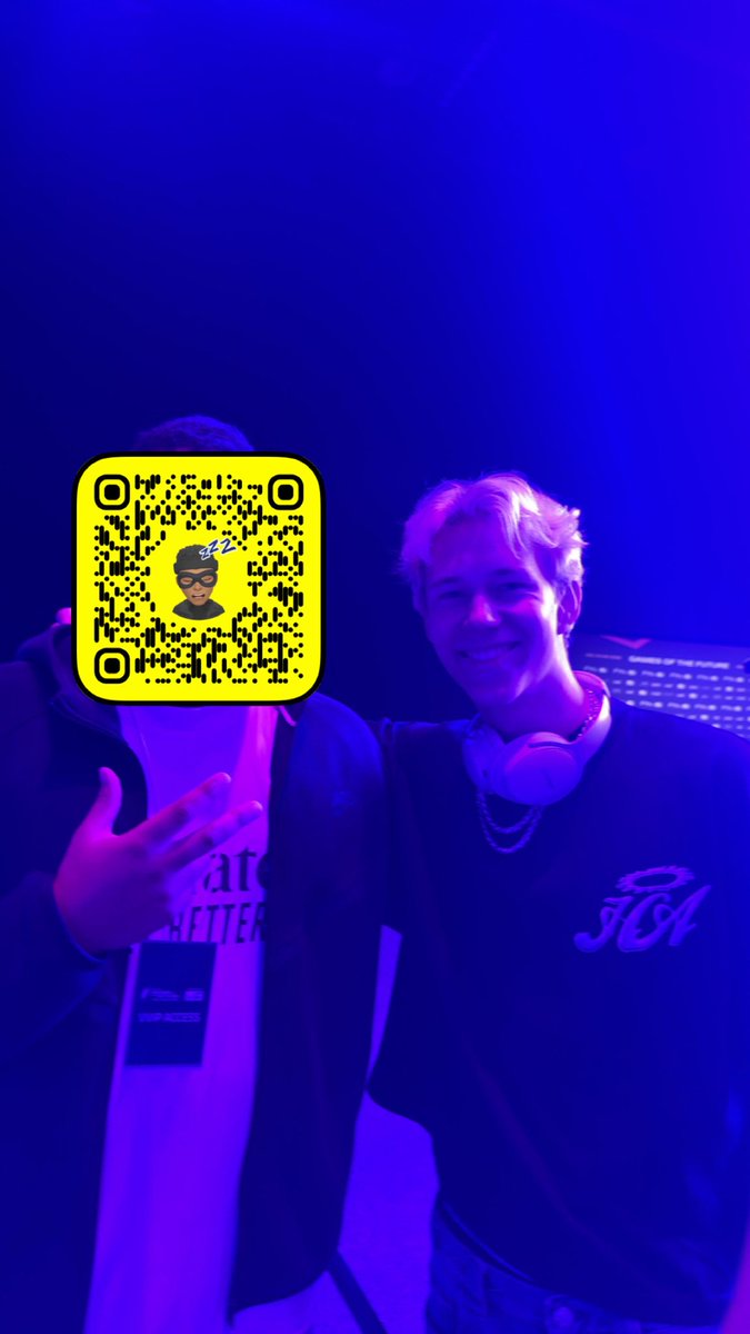 Scarlet Crozmo tweet media