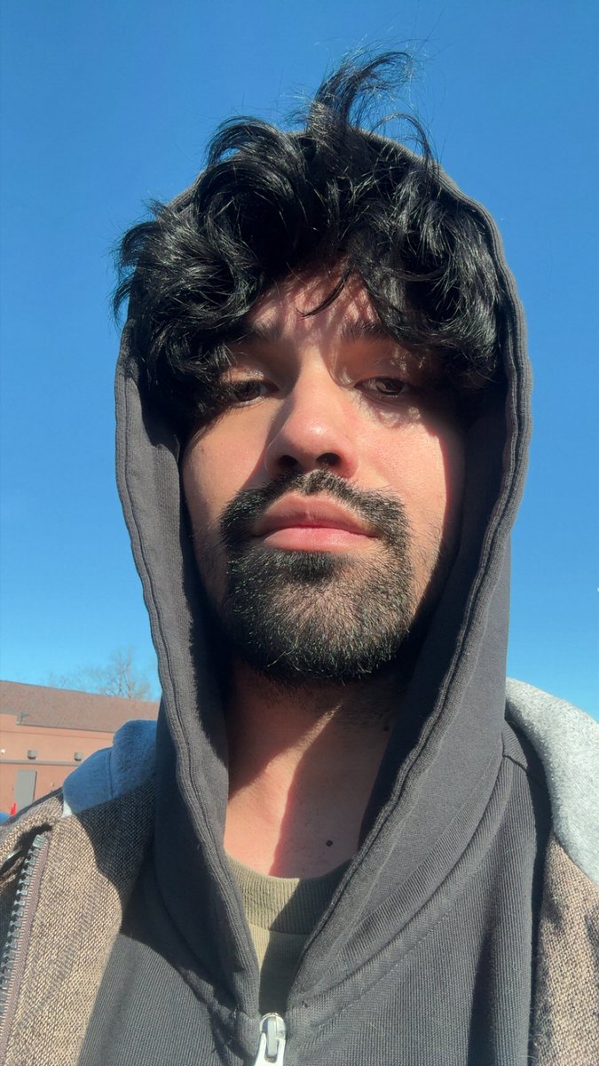 Synths0's tweet photo. ⟡ Looking for active mutuals!! ⟡
Re doing intro 

-5’10
-english and spanish 
-call me Synth
-he/him 
-anime
-Switch (Dom lean)
-video games - valorant, league, overwatch, DBD, and Fortnite 
-MDNI 
➤ like , retweet ↺, or interact for moots

nsfw nsfwtwt https://t.co/LwBZnFb4CZ