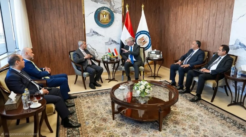 الأردن ومصر يبحثان التعاون في مجالات البترول والغاز الطبيعي والتعدين 
