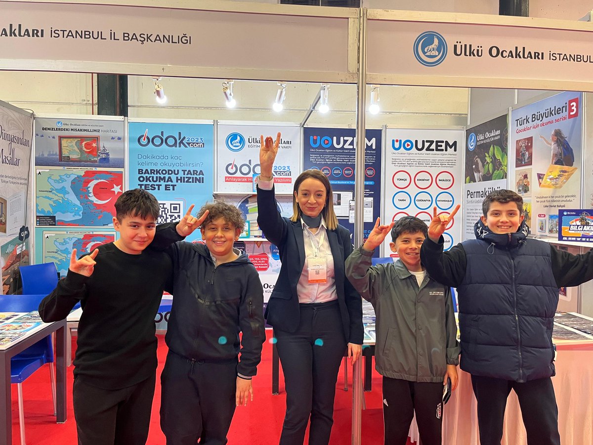 📍İstanbul 42. #TÜYAP Kitap Fuarı

Ülkü Ocakları İstanbul İl Başkanlığı olarak açtığımız standımızda gençlerimiz ve kıymetli aileleriyle bir araya geldik.

13-21 Aralık tarihleri arasında açık olan standımıza tüm vatandaşlarımız davetlidir.