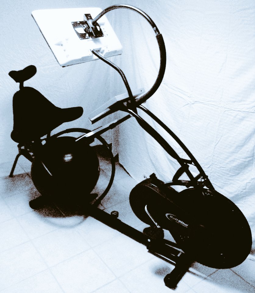 ergomorphis's tweet photo. The #ergochair needs an #upgrade https://t.co/RhVzP5xiOG