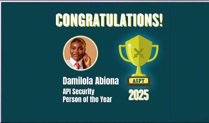 Cyberhijabitech's tweet image. @cybersafehq cybergirl community if you have them you're good to go.
I have few contacts of them everyday status na please vote @ce3nerd 
@sisinerdtweets nothing do your shoulder well done ma'am.

Congratulations @ce3nerd on a well deserved win.