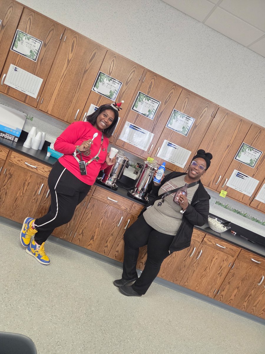 Dr.Sanders22 tweet media