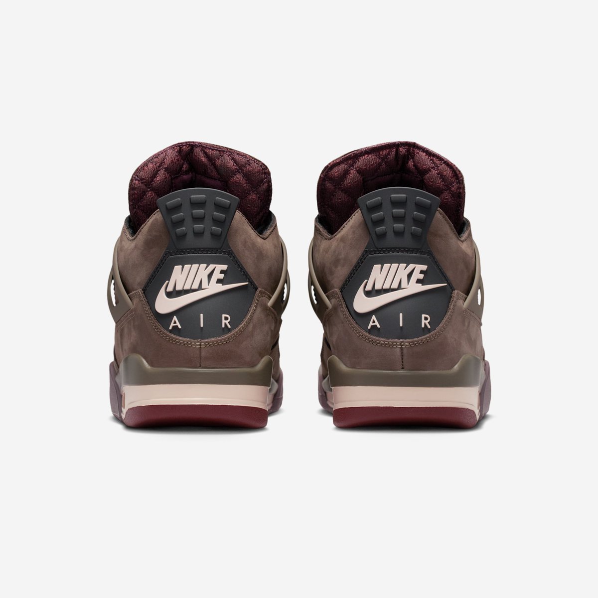 thesnkrsleaker's tweet image. 🔗 A Ma Maniére Jordan 4 ‘Dark Mocha’ drops tomorrow at 8am PT/11am ET

a-ma-maniere.com