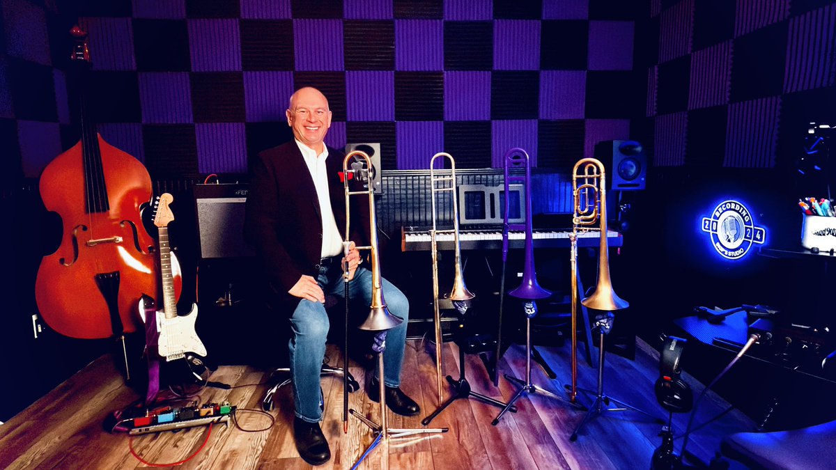 skipdolt's tweet image. 