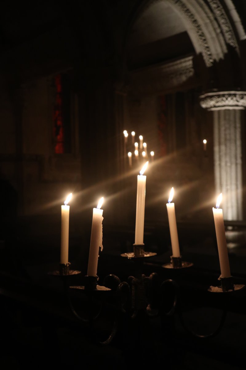 SirHectorMunro's tweet photo. Fantastic candle lit visit to @Rosslynchapel this week. https://t.co/ER6XQvZmRX