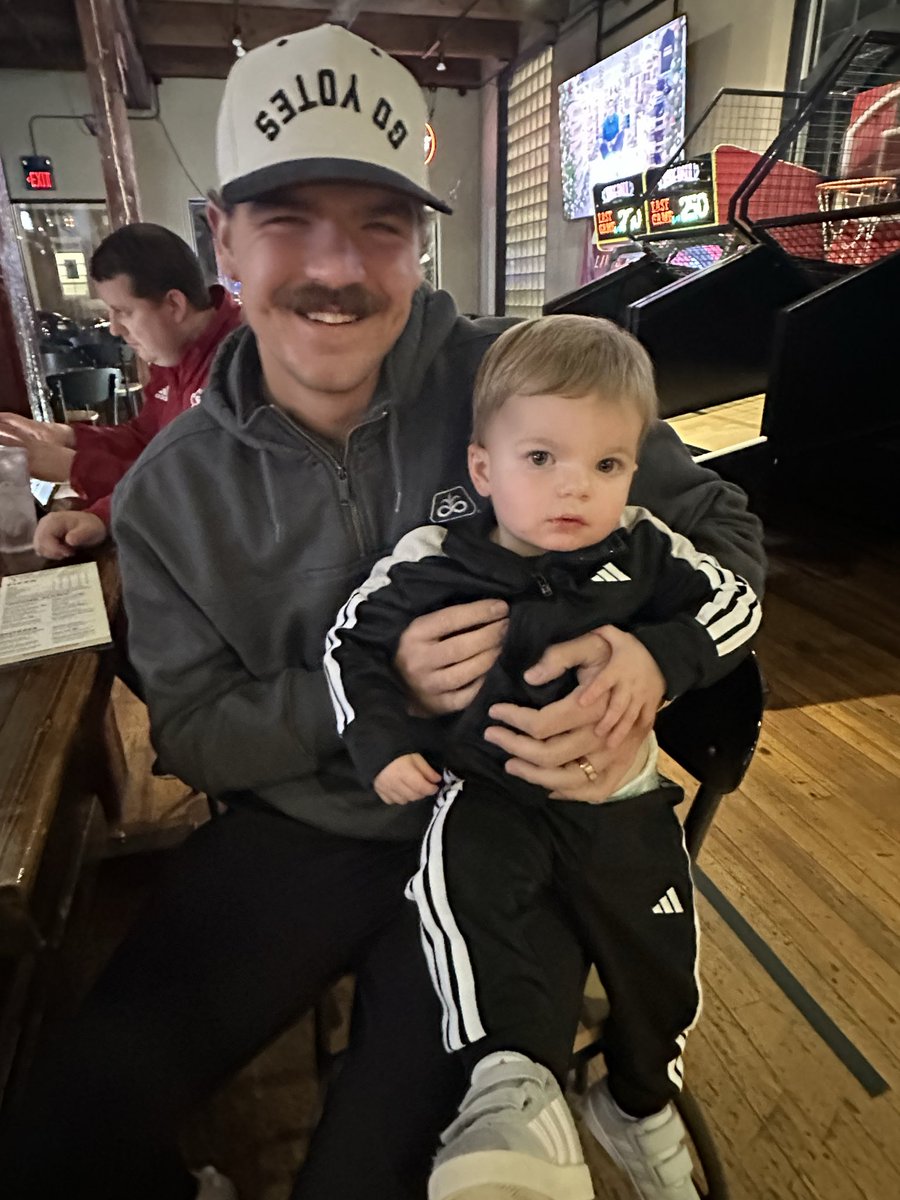 lowag24's tweet image. An outstanding student-athlete but an even better person. Thank you @boumanaidan8 for all you did for Coyote Football!