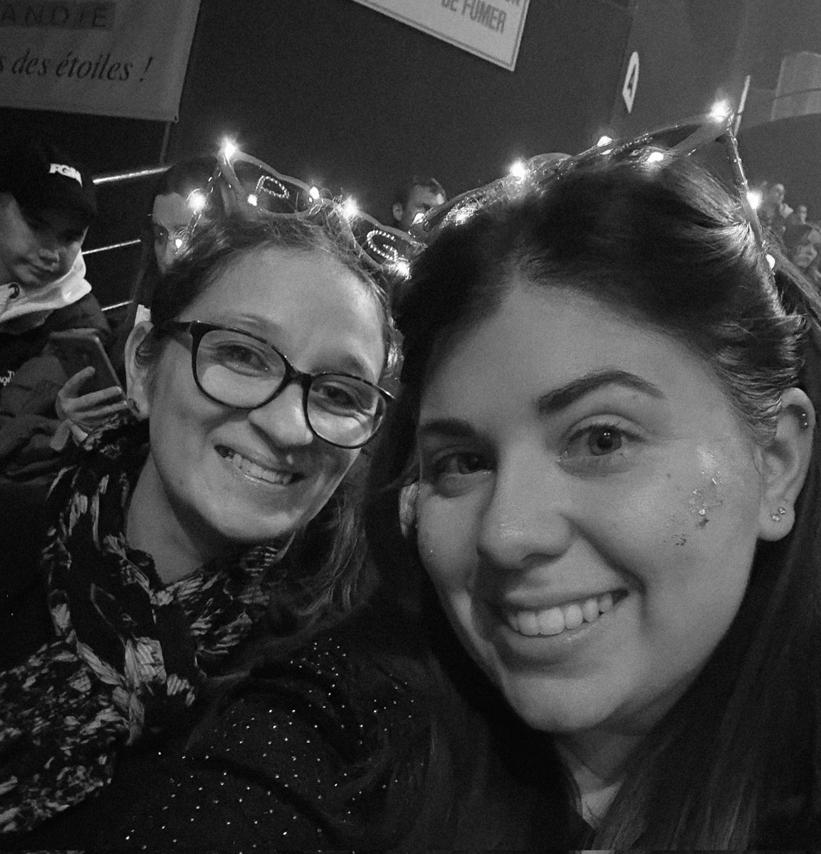 Eaupheiilie's tweet photo. Merci le chaque seconde tour pour les rencontres 🥺❤️ @niata2399 @OceaneRoyer_ @doncaswift @dreey_d Je vous aimes ❤️ https://t.co/YfS9el9XcY