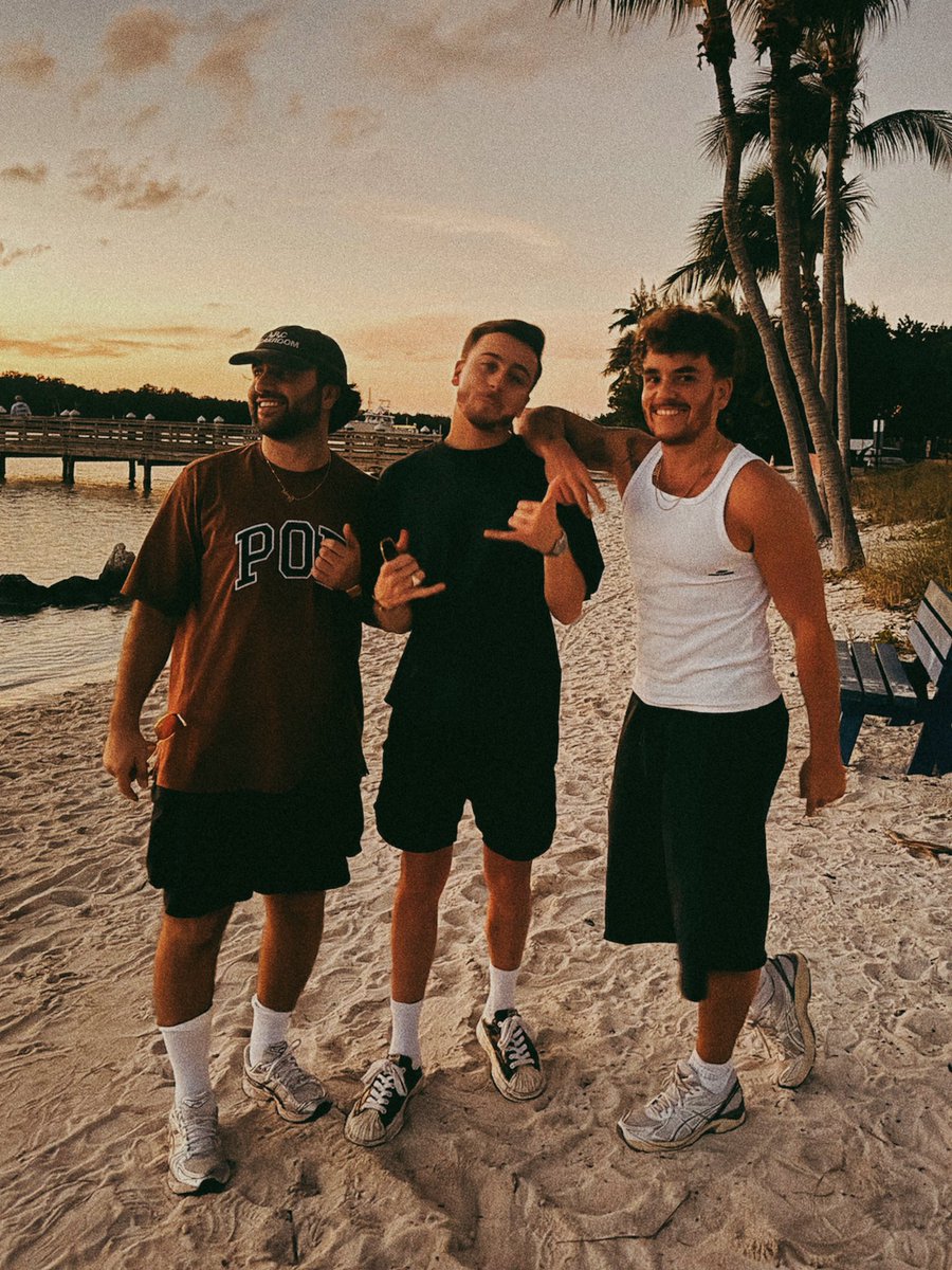 Sem Jacobs tweet media