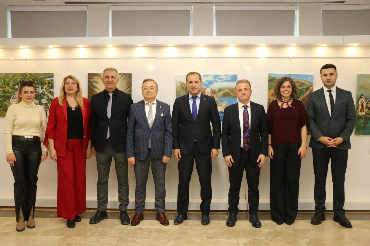 🔴SEYAHATNAME SAYFALARI TUVALE TAŞINDI: EVLİYA ÇELEBİ SERGİSİ TUZLA’DA

📌EVLİYA ÇELEBİ’NİN İZİNDE SANAT YOLCULUĞU: ÜÇÜNCÜ SERGİSİ TUZLA’DA

🔴17. YÜZYILDAN GÜNÜMÜZE: EVLİYA ÇELEBİ SEYAHATNAMESİ RESİMLE HAYAT BULDU

📌DÖRT ASIR ÖNCE YAZILDI, BUGÜN RESMEDİLDİ: EVLİYA ÇELEBİ