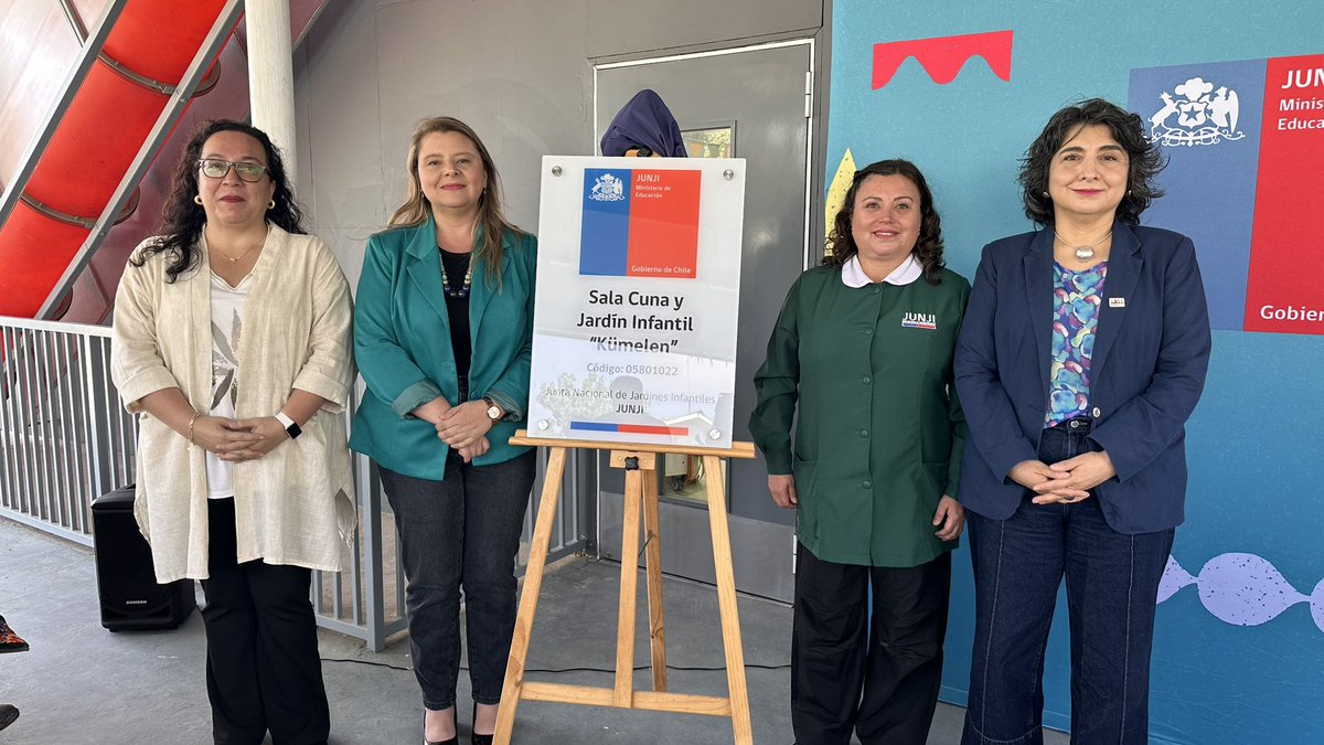 JUNJI_Valpo's tweet photo. Inauguramos sala cuna y jardín infantil en Belloto Sur de la comuna de Quilpué una inversión de más de 1.600 millones de pesos. El moderno establecimiento ofrece un alto estándar de calidad para atender a 96 párvulos otorgando igualdad de oportunidades para la primera infancia. https://t.co/nkrHy3bWOA