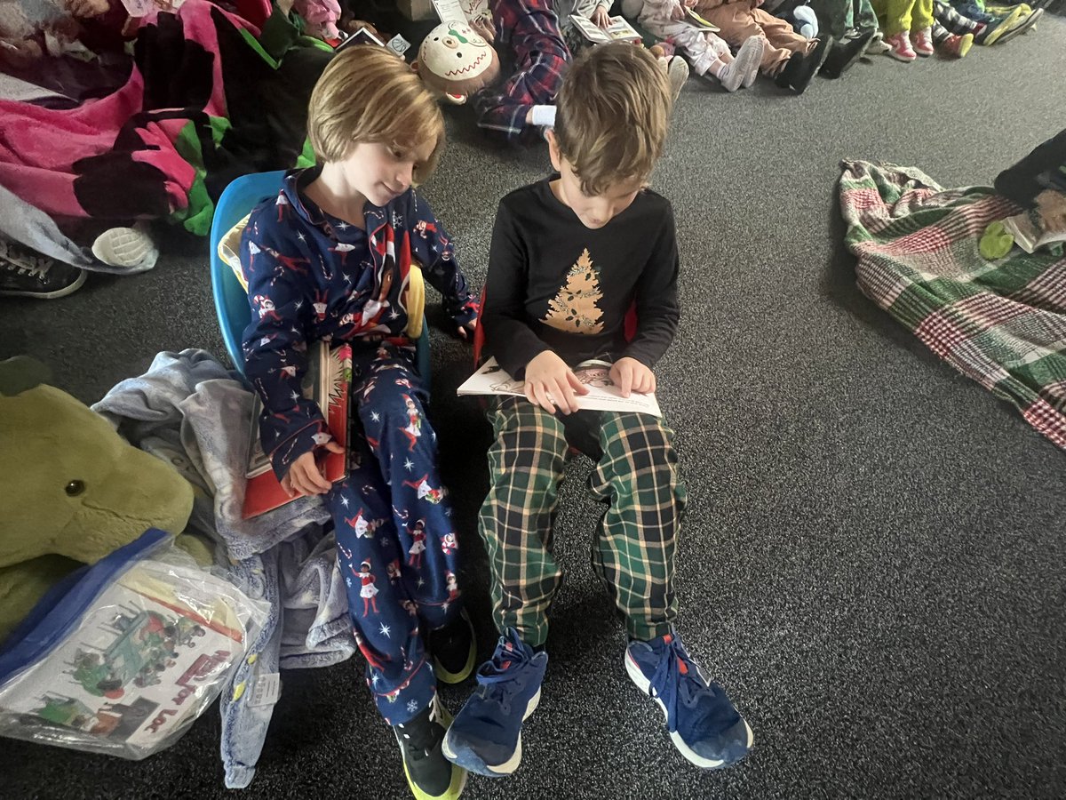 Katie Hall tweet media