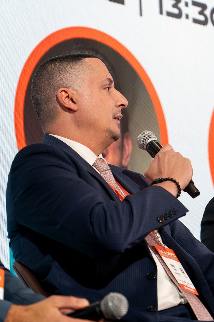 unifimex's tweet photo. En nuestro Summit AML &amp; #Crypto se llevó a cabo el panel “Public-Private Cooperation in the Crypto Ecosystem” participaron @HSI_HQ #COINPRO @trmlabs y White &amp; Case LLP

Se destacó la importancia de la colaboración para fortalecer la prevención de delitos financieros. https://t.co/MxJe3c22eM