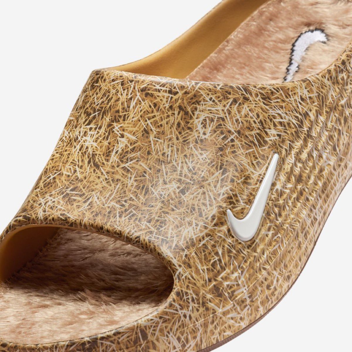 SWOOSH x Nike ReactX Rejuven 8 Slide QS “Touch Grass” Packが国内12