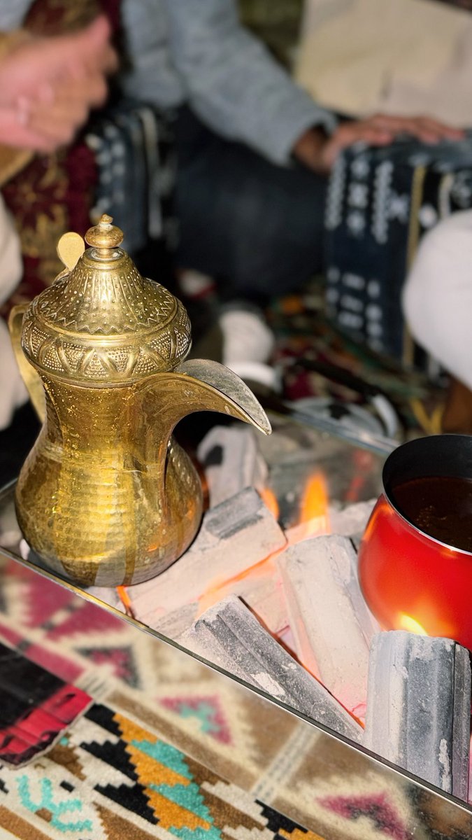 MOH3D726's tweet photo. عسانا لاخسرنا مانخسر الا ضعيف الراس
و عسانا لا ربحنا نربح اللي . . ذايعٍ صيته https://t.co/2qkUdqfk5L