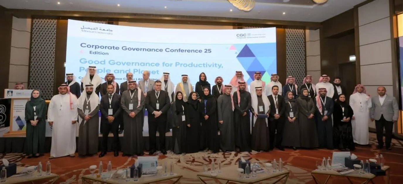 صور .. جامعة الفيصل ترسخ مفاهيم "الحوكمة الرشيدة" في مؤتمرها السنوي الرابع بالرياض.. جاء تنظيم المؤتمر تأكيدًا على الدور الأكاديمي والمجتمعي لجامعة الفيصل ومركز حوكمة الشركات في دعم منظومة الحوكمة الرشيدة، وتطوير بيئة الأعمال، وتعزيز تنافسية الاقتصاد الوطني، بما ينسجم مع مستهدفات #رؤية_المملكة_2030. 
