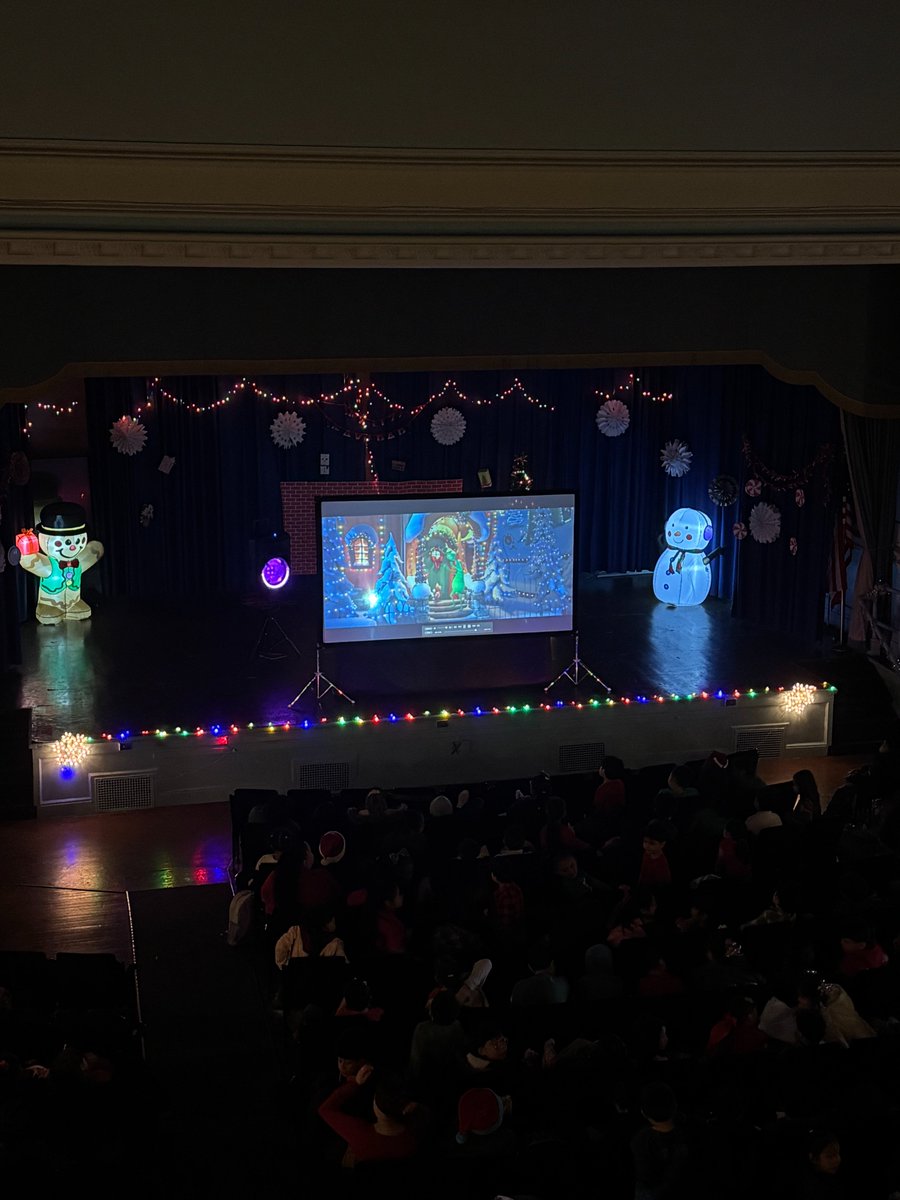 What a great Christmas Movie Day on Tuesday for our Pre-K - 1st and 2nd - 4th Eagles🎄🎥🦅🍿😊