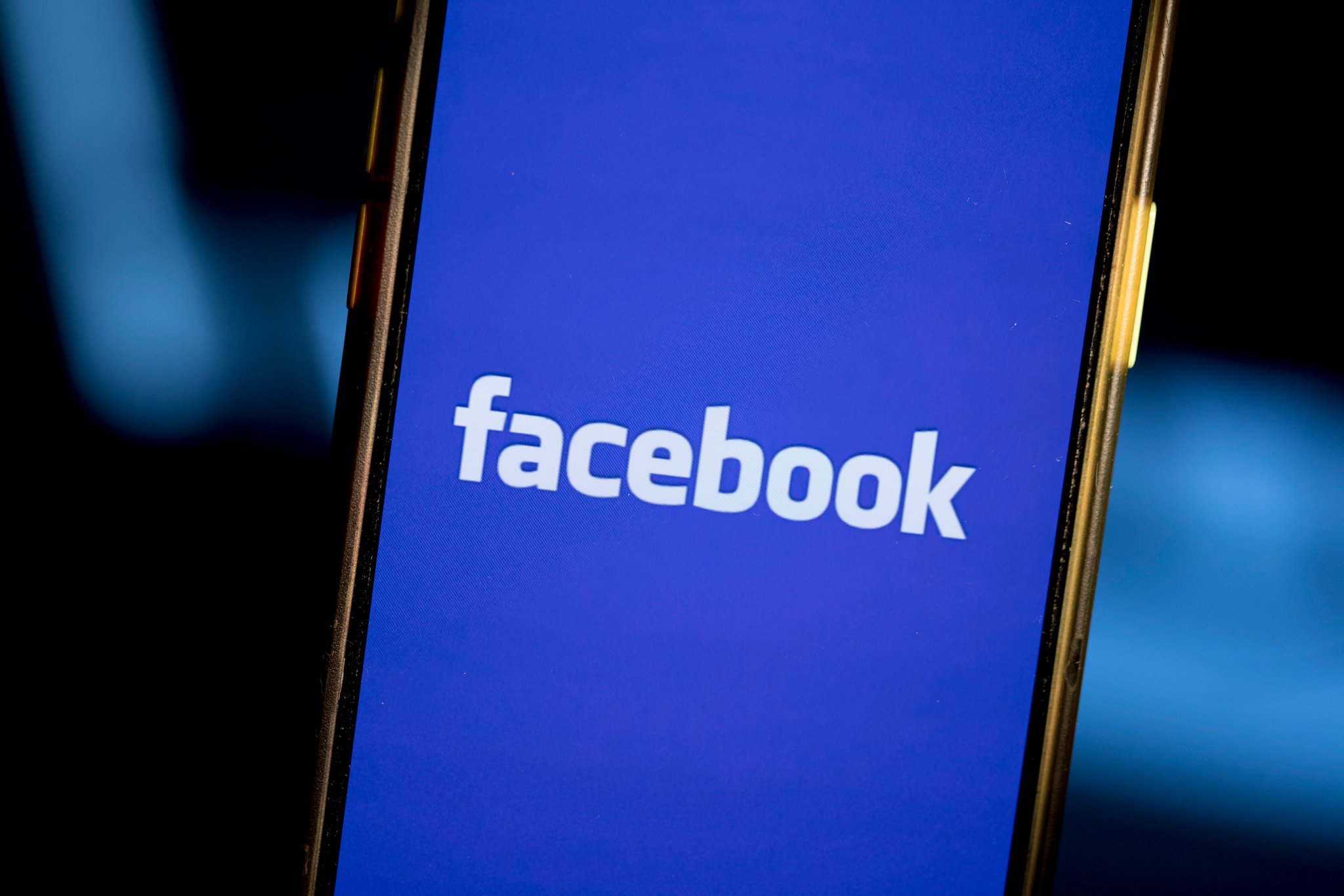 "فيسبوك" يضع حداً يومياً أقصى لنشر الروابط #معكم_باللحظة 