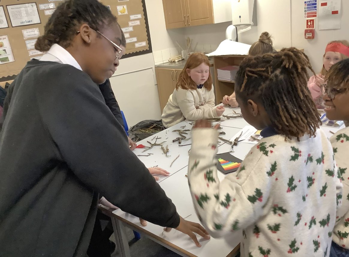 Newsome Junior Academy tweet media