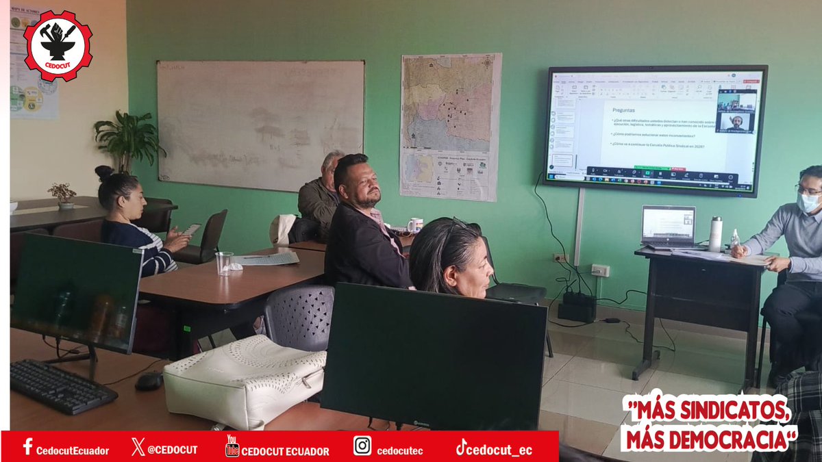 CEDOCUT's tweet image. 🚩 𝐂𝐄𝐃𝐎𝐂𝐔𝐓 | #𝐅𝐎𝐑𝐌𝐀𝐂𝐈𝐎́𝐍
Continuamos los encuentros para optimizar la experiencia de nuestras jornadas de capacitación; hoy, en nuestra reunión de evaluación de la 𝑬𝒔𝒄𝒖𝒆𝒍𝒂 𝑺𝒊𝒏𝒅𝒊𝒄𝒂𝒍.