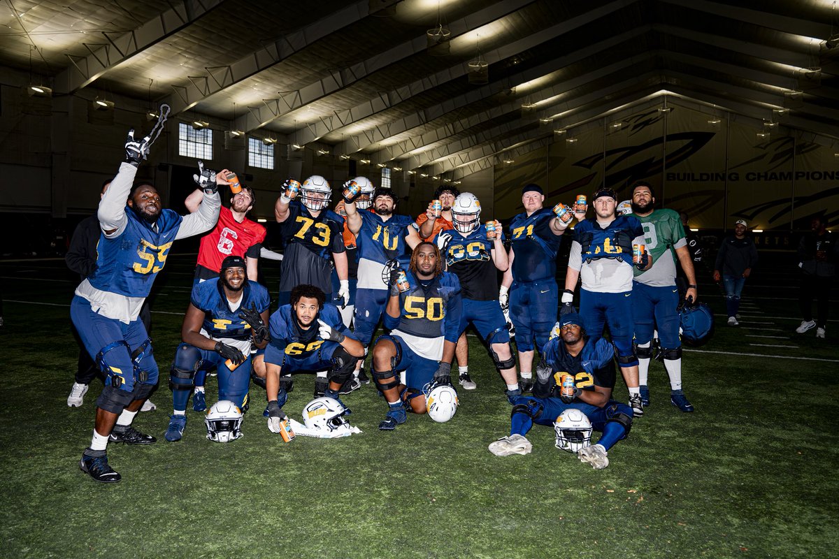 A special delivery from <a href="/BocaBowl/">Boca Raton Bowl</a> 🎁🚀

#TeamToledo