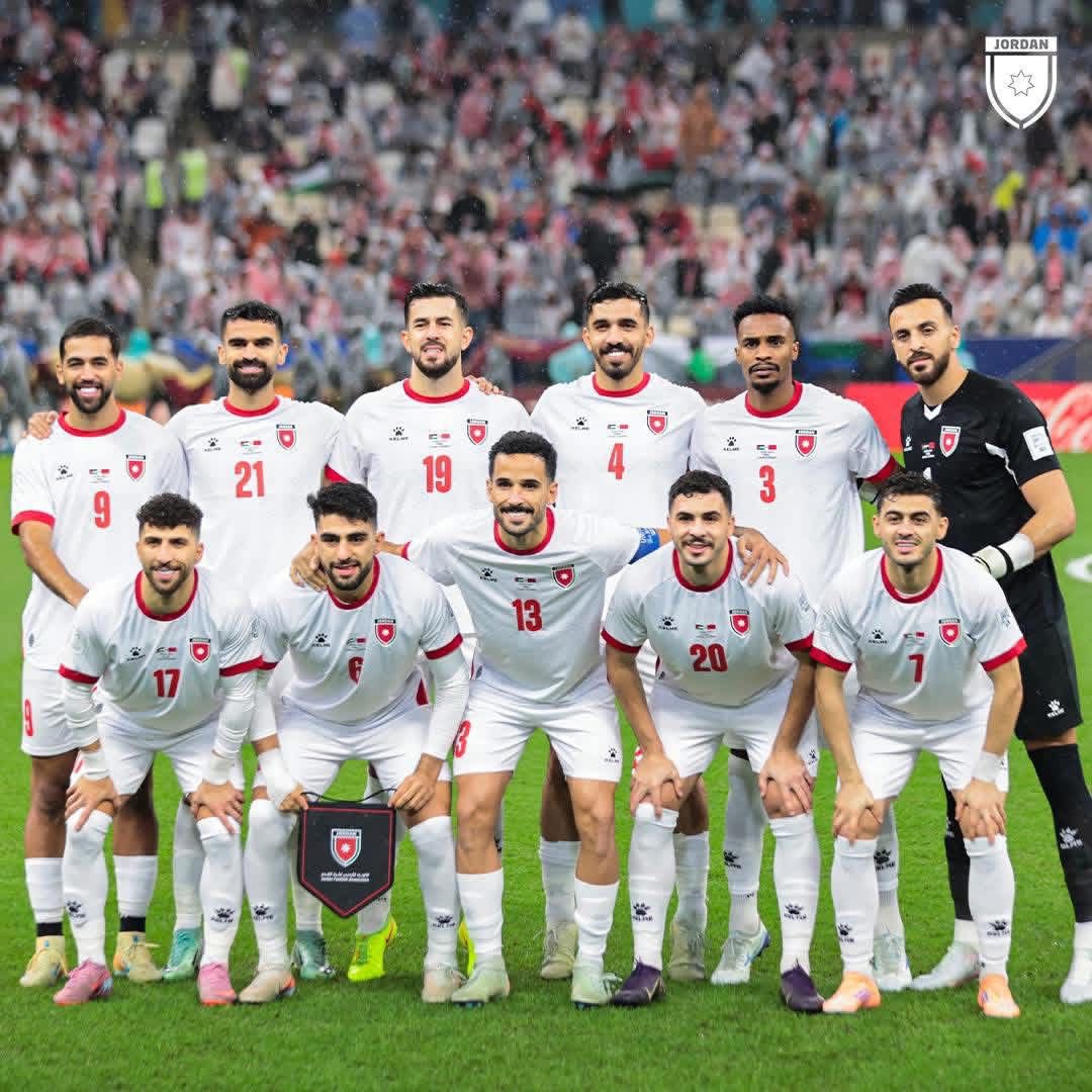 wehdatygroup12's tweet photo. في نظرنا انتم الابطال ، شكرا لكم بحجم القلوب التي خفقت بكل دقيقة معكم🥇🇯🇴

#النشامى_قدها
#مجموعة_وحداتي https://t.co/x33xsSlplA