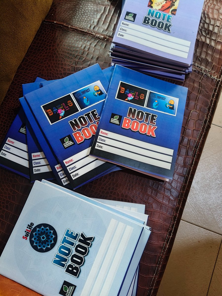 Ibra_initiative's tweet image. While the market is down, IbrahimInitiatives stays up making real impact💙

We supported less-privileged kids with notebooks 📚, school bags 🎒, &amp;amp; installed 2 solar streetlights to bring safe lighting at night.

Huge shout out and heartfelt thanks to @clearlyme464  on behalf of…