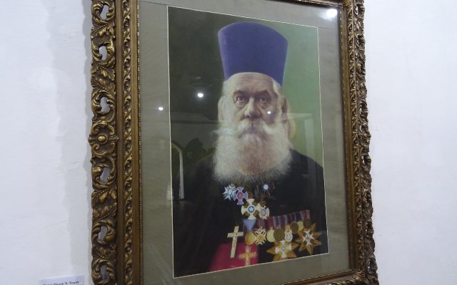 U planinskim predelima Zapadne Srbije, tamo gde se Tara uzdiže kao prirodna tvrđava i čuvar sećanja, u selu Zaovine 1844. godine rođen je Milan Đurić — čovek koji će življenjem, ... Pročitaj više vestizssmestaj.rs/znameniti-uzic…