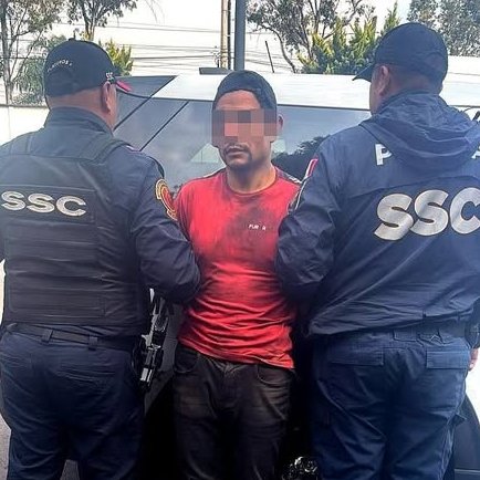 🚨 #ComunidadesSeguras | Cuatro personas fueron remitidas ante la autoridad competente  por su probable participación en hechos de robo, agresiones y portación de sustancias ilícitas, en las colonias Molino de Santo Domingo, Merced Gómez y San Bartolo Ameyalco como resultado de