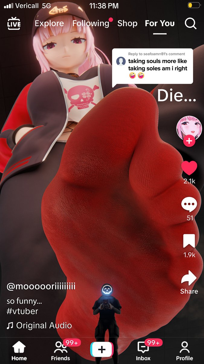 Poly 🌺 tweet media