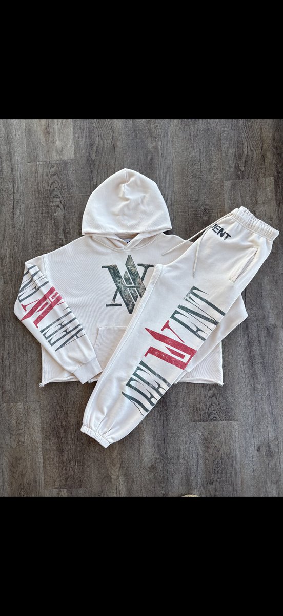 egeybb's tweet image. this Saturday 🔥