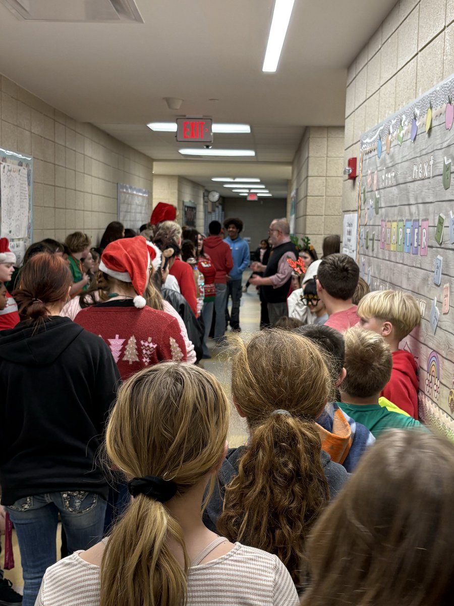 FTWAckel's tweet photo. Thank you Scott HS Choir for sharing your amazing voices with us today! https://t.co/ajhDEKNfOh