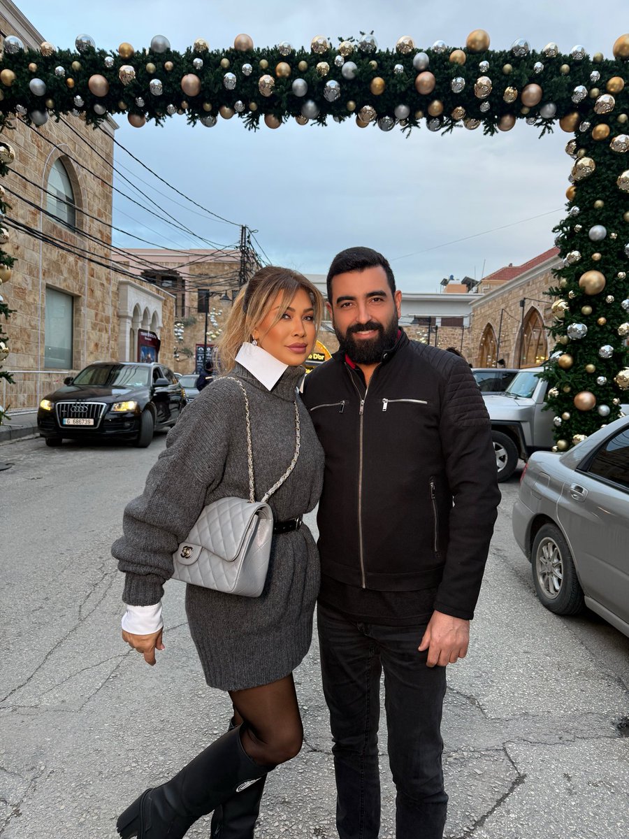 لو يهمّك الي بينا، زوّد الغلاوة سنّة.. 
<a href="/NawalElZoghbi/">Nawal El Zoghbi - نوال الزغبي</a>