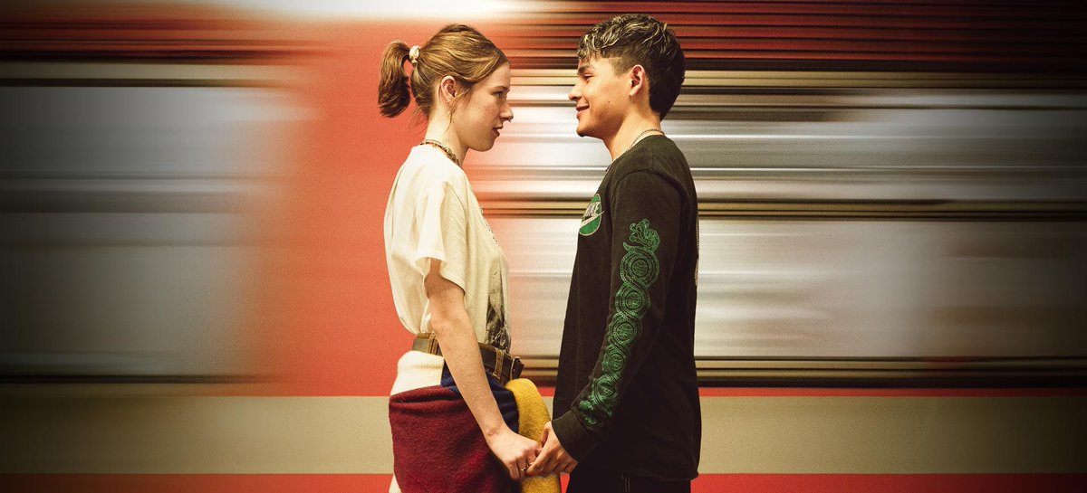 Van dos ligas al hilo. La primera les lleva a nuestro podcast especial de temporada con <a href="/mezclillaguarra/">Erick Estrada</a> y <a href="/jjnegretec/">Jorge Negrete</a> que eligen a las mejores películas mexicanas de 2025 (1/2)  play.megaphone.fm/f0g53oorru2zvg…