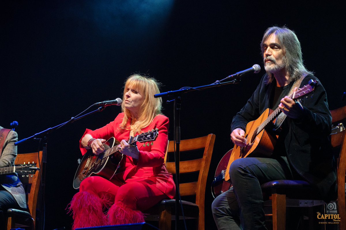 Steve Earle tweet media