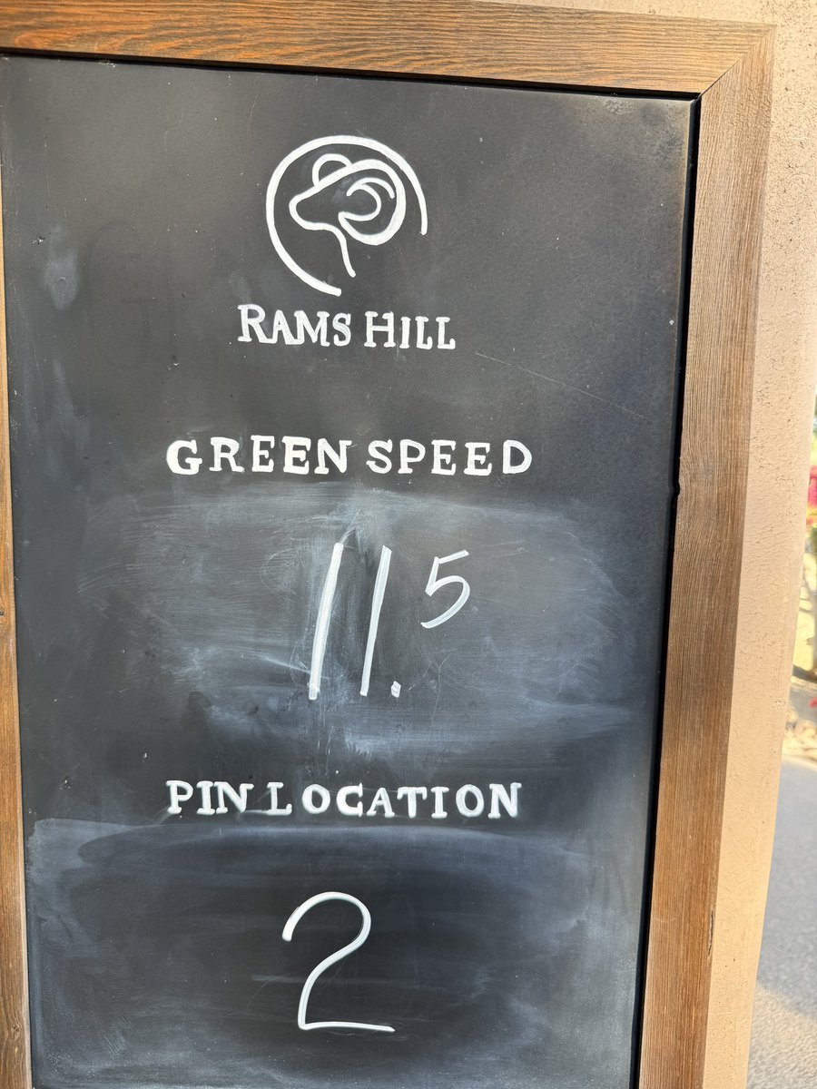 Rick Golfs tweet media