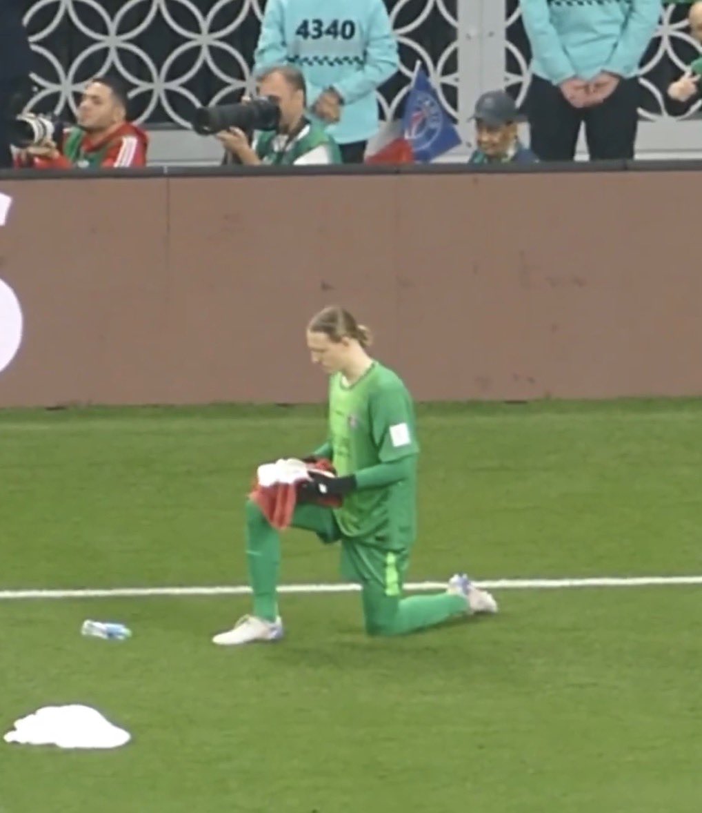 L (@Luksbbb) / Posts / X, image size:1018x1178